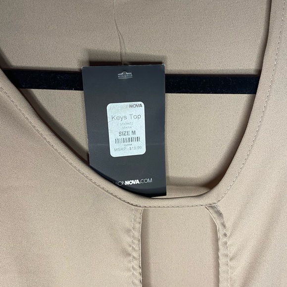 NEW Fashion Nova Blouse - Picture 2 of 4